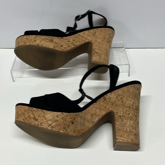 American Rag Cie Platform Sandal Size 9  Black Buckle Ankle Strap Cork 5” heel - Picture 10 of 10